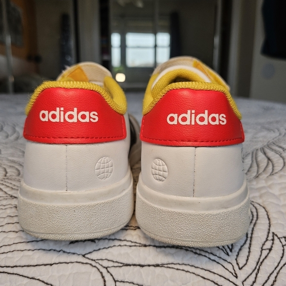 VGUC Adidas Disney Grand Court Mickey Mouse Velcro Sneakers Kids 2 - Picture 14 of 16